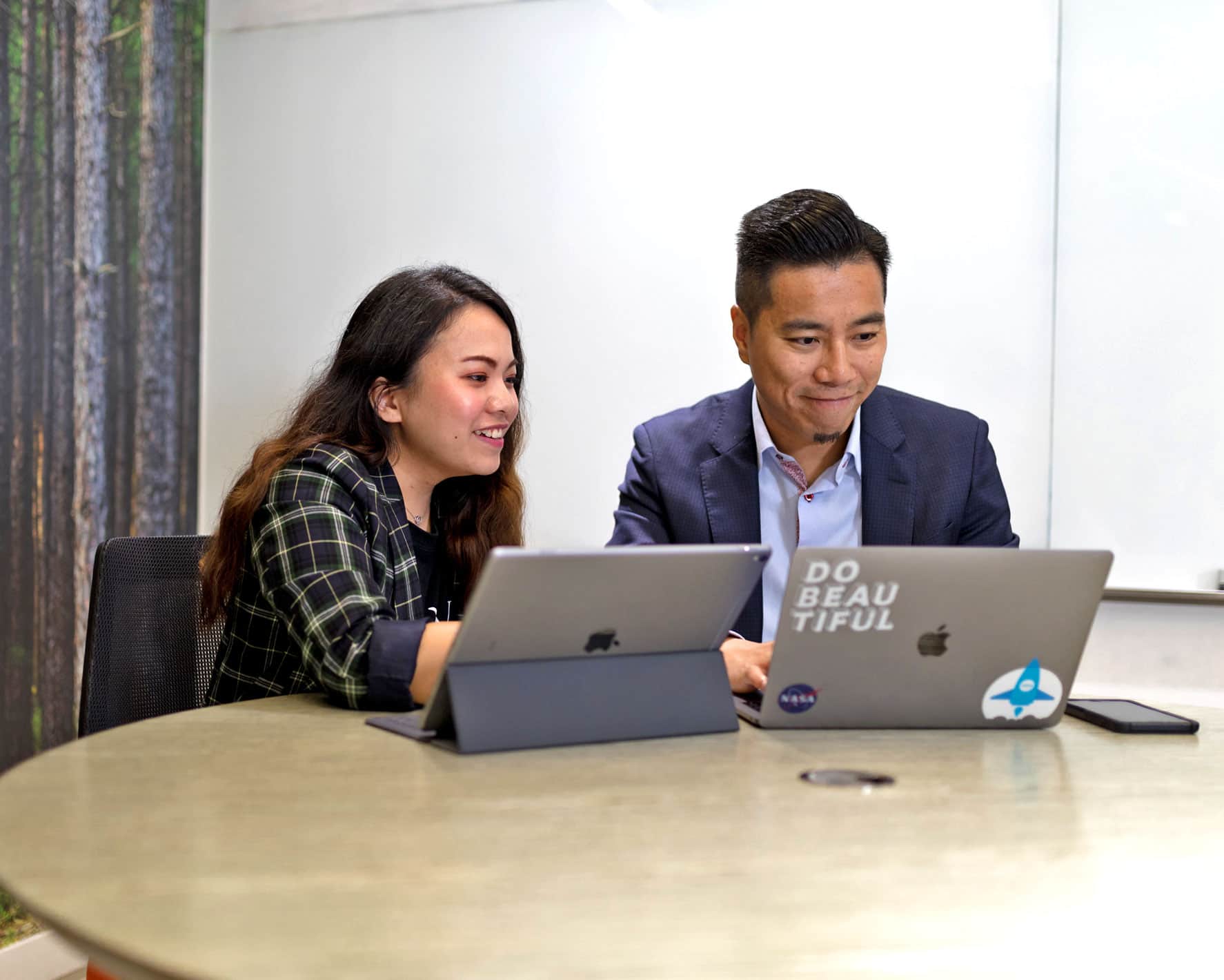 An accountant and their client using Xero