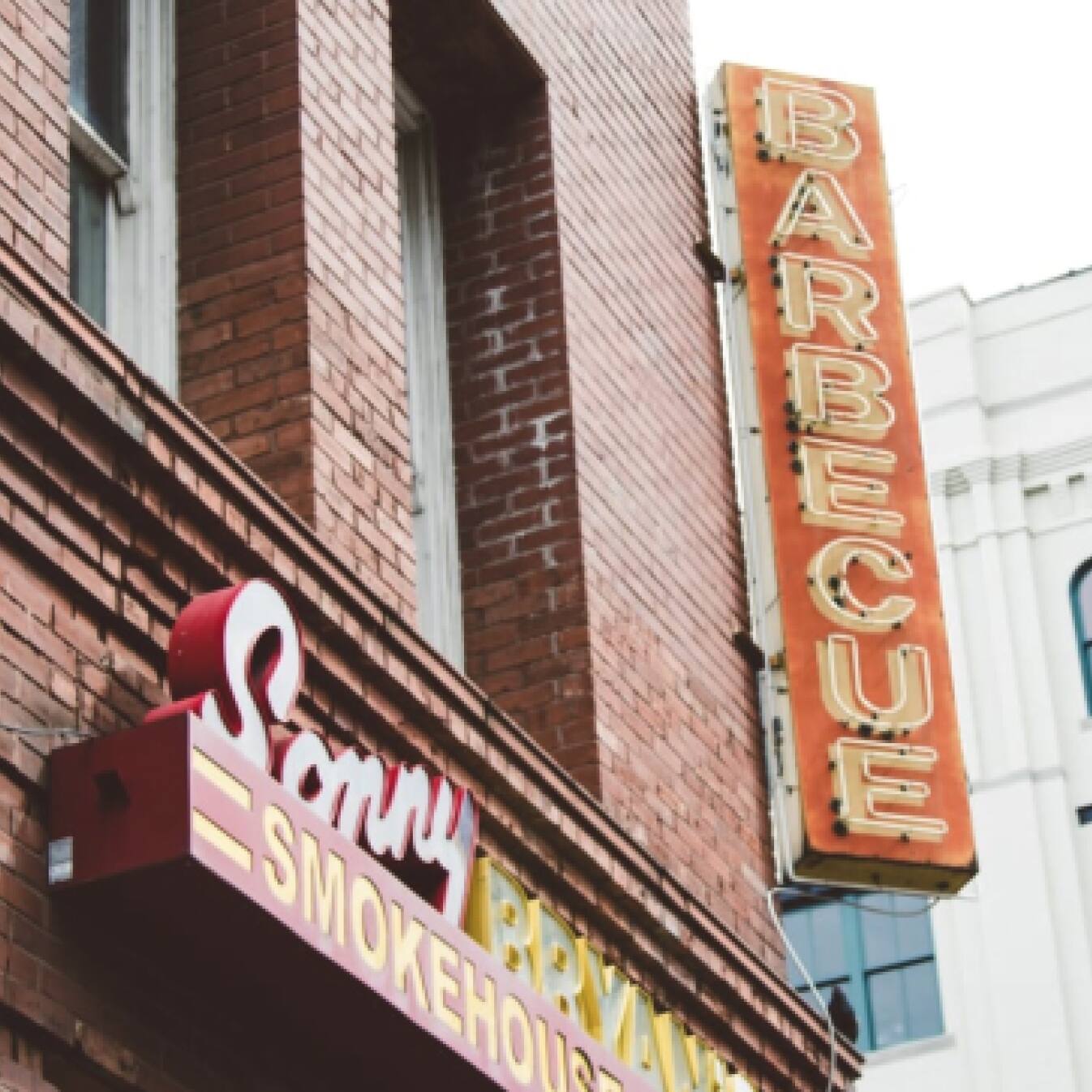 Restaurant exterior and signage in downtown Dallas