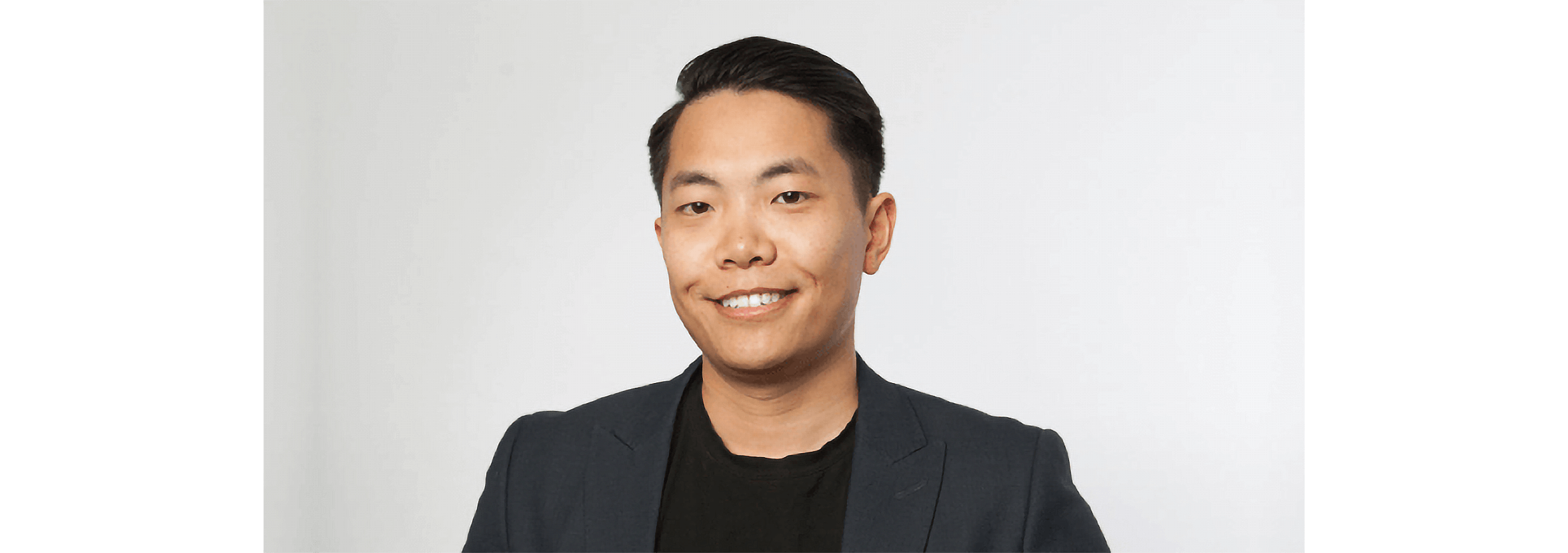 Head and shoulders photo of accountant Quan Ly of McRally.